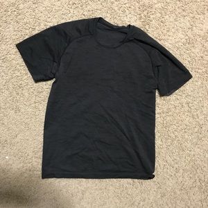 Lululemon mental vent tech short sleeve shirt